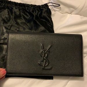 ❤️SOLD❤️ 💯 AUTHENTIC YSL BLACK CLUTCH